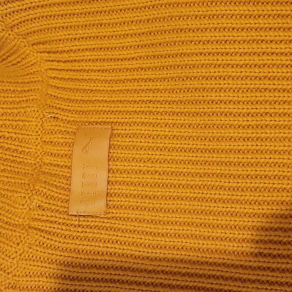 Fenty turtleneck - Picture 3 of 4